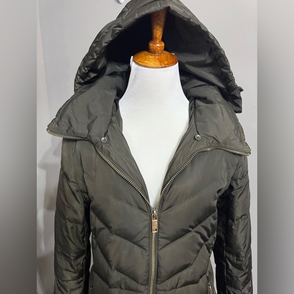 MICHAEL Michael Kors Olive Hooded Puffer Jacket women’s size medium - Picture 4 of 10